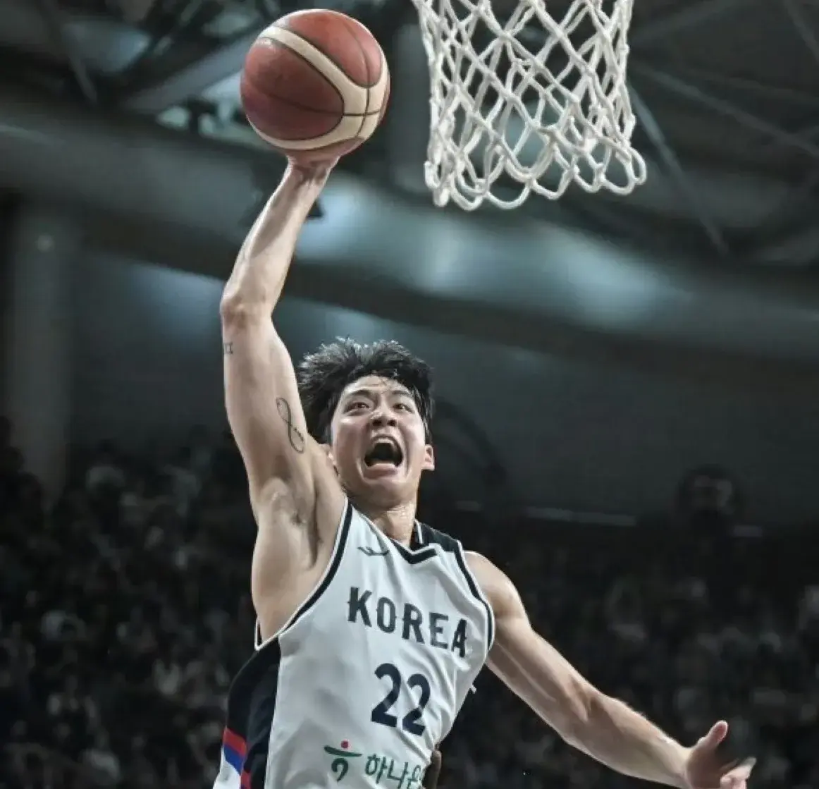 拿牌站上领, 篮带来不小