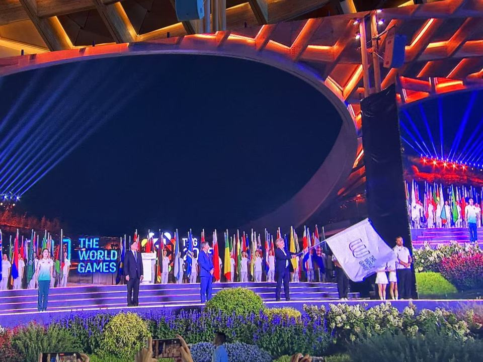 体育精神将, 会闭幕式上