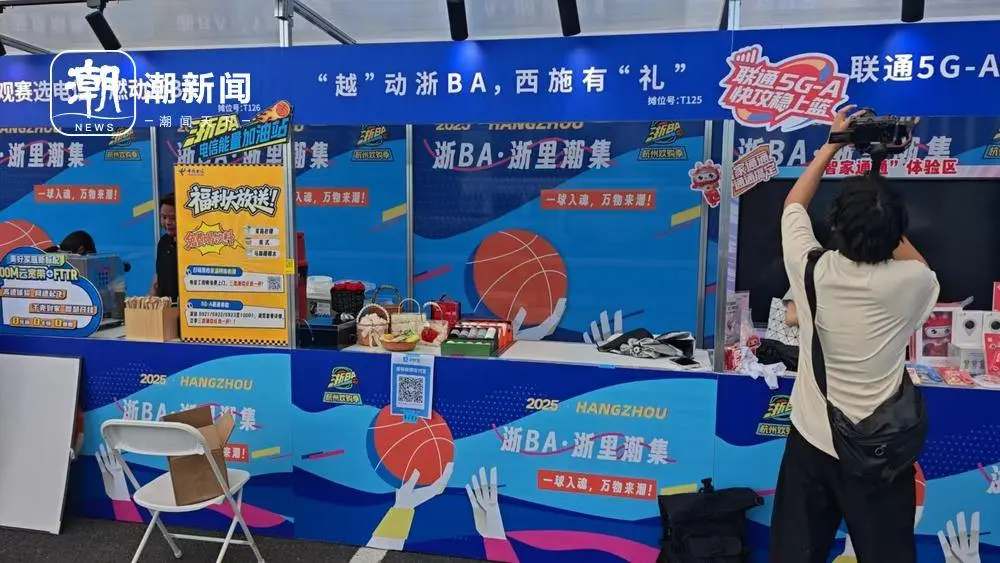 一直坚守在, 州奥体中心, 她接连三天