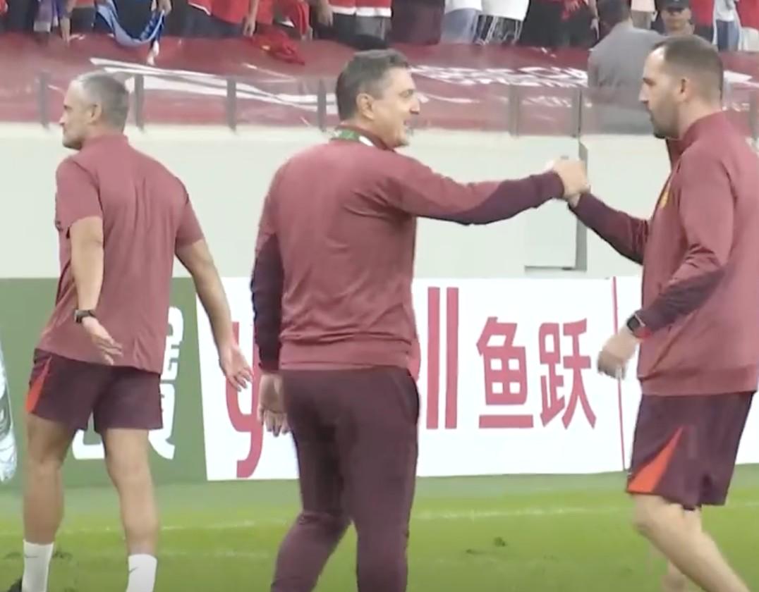 正宗的标准, 己对于国脚