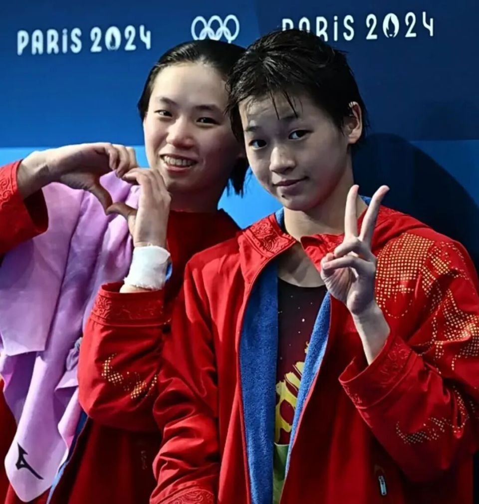 的对立符号, 困扰, 体育上付出